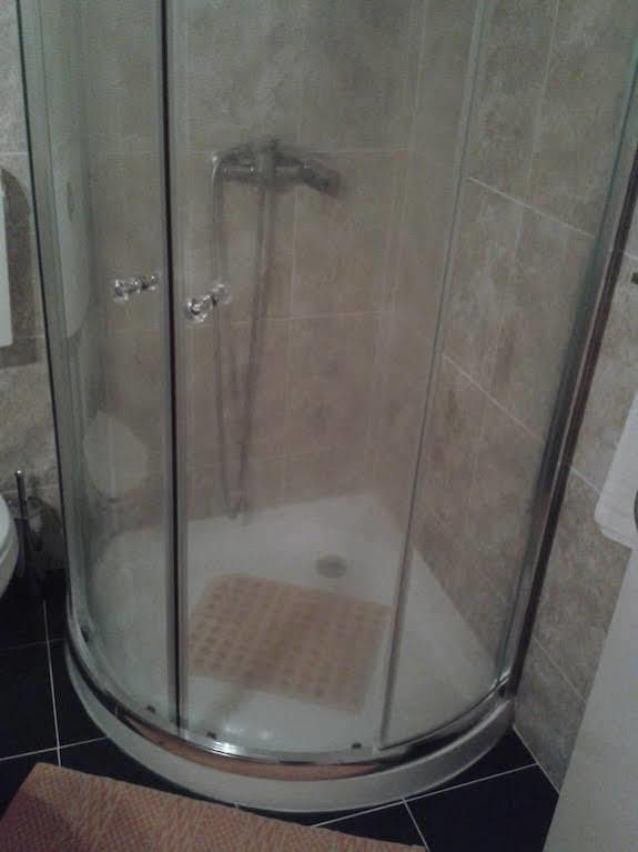 Lira Guest House B&B Porto Dış mekan fotoğraf